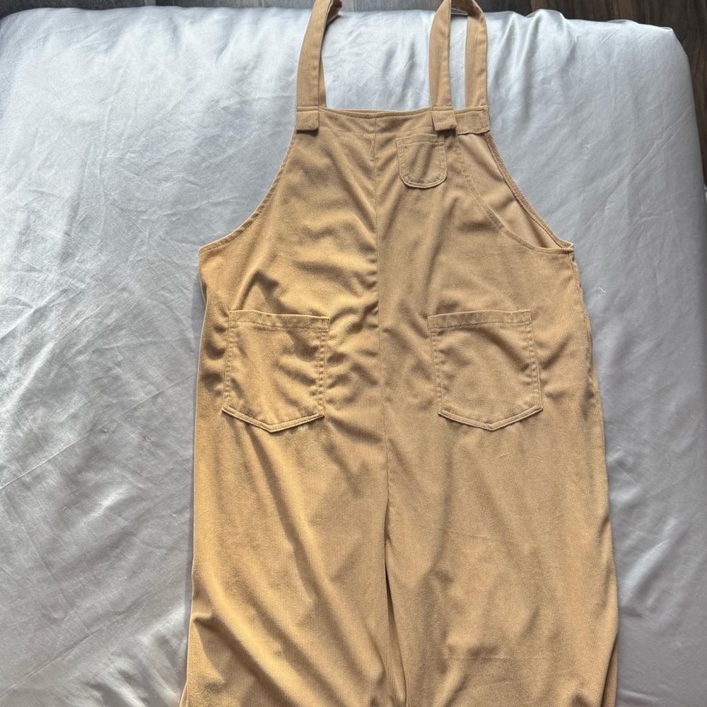SHEIN Tan Sleeveless Jumpsuit with Halter Neck